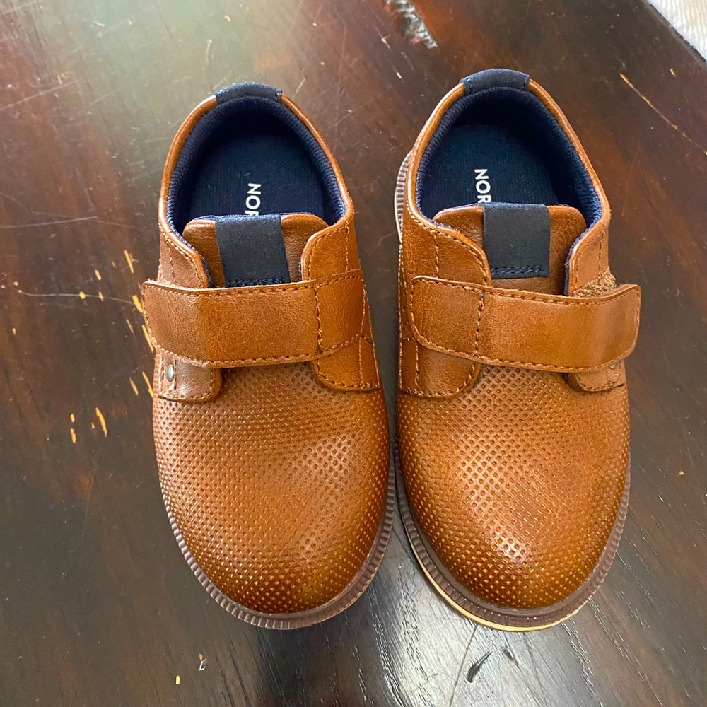 Brown toddler shoes